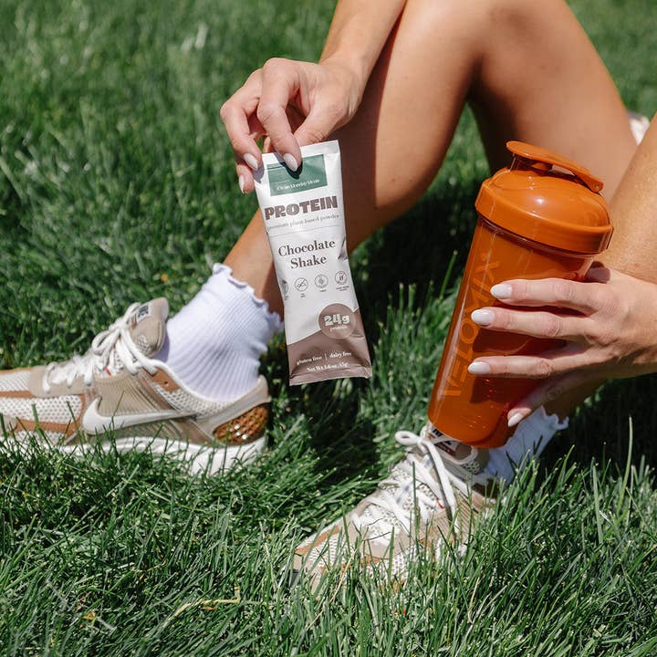 CMM Chocolate Shake Protein Sample